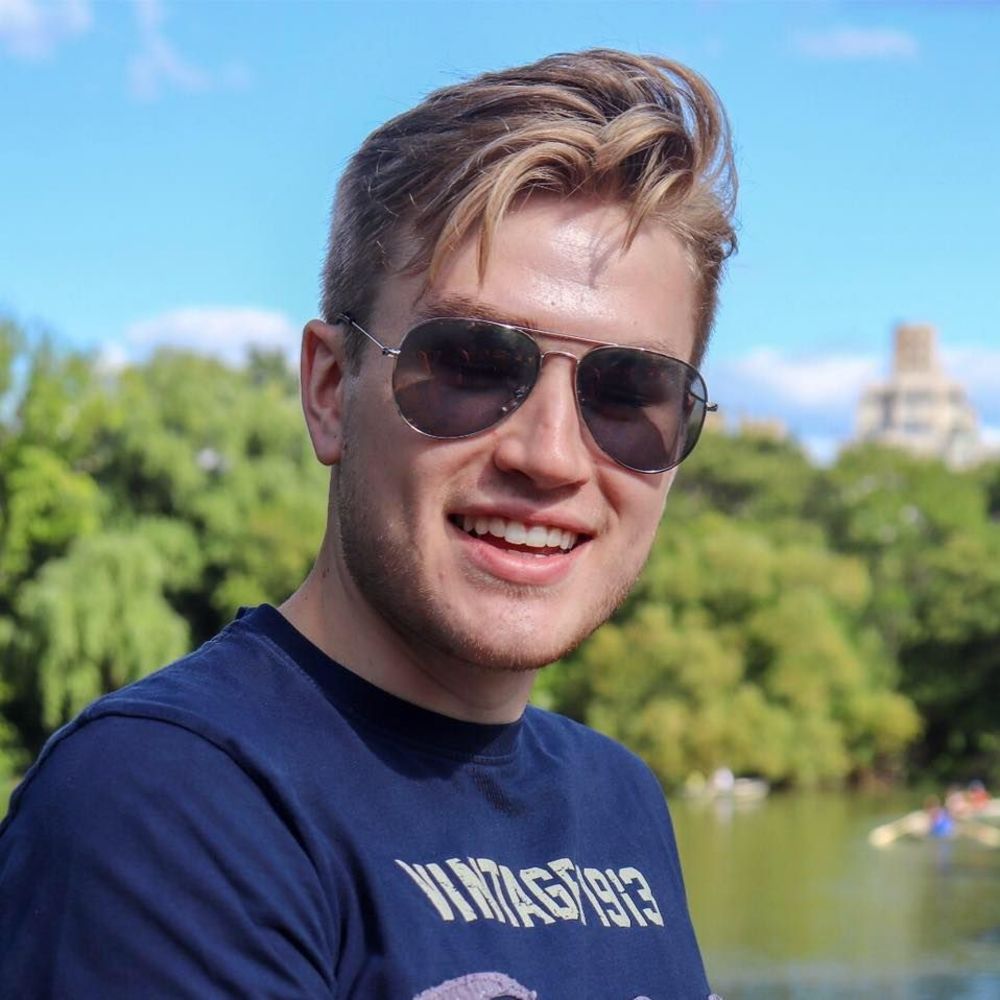 Meet your Posher, Sam